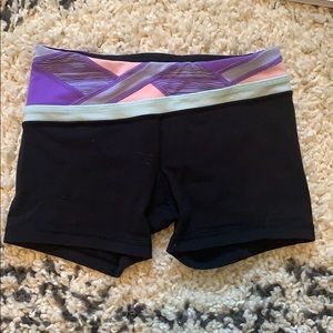 Ivivva girls size 10 long booty shorts